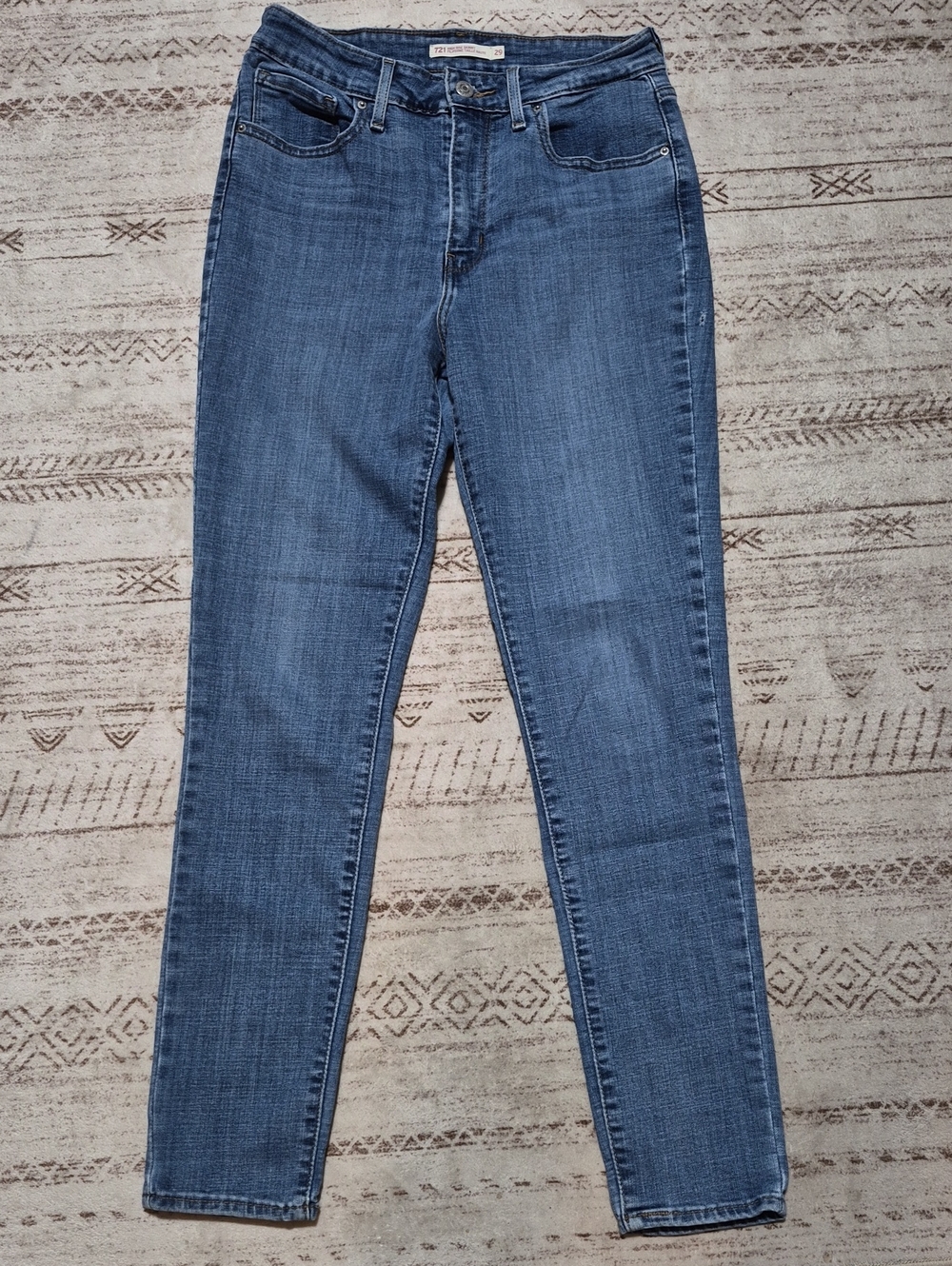 Levi's Women's Medium Blue Skinny Jeans